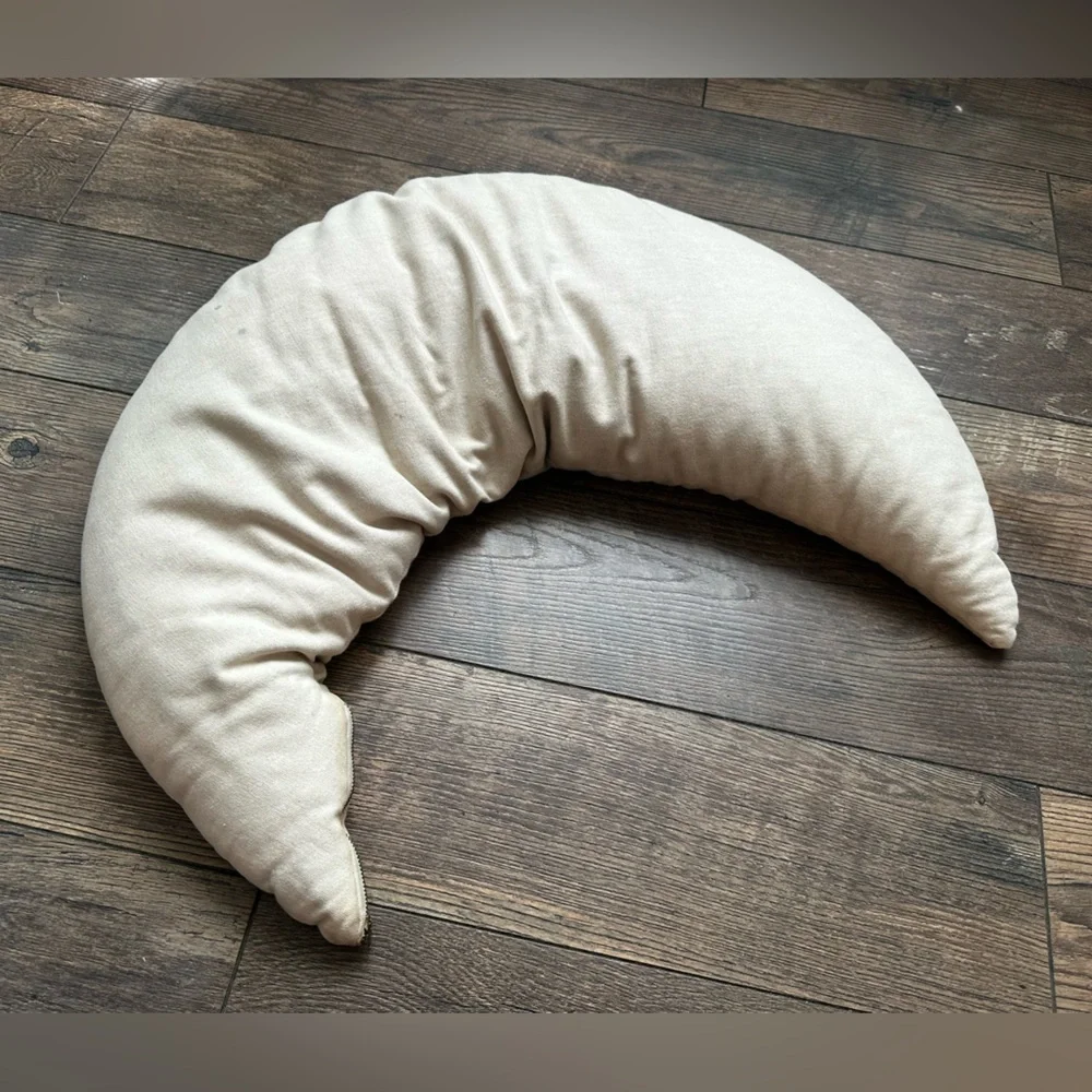 Moonwomb Pregnancy & Nursing Pillow with Neutral Covers